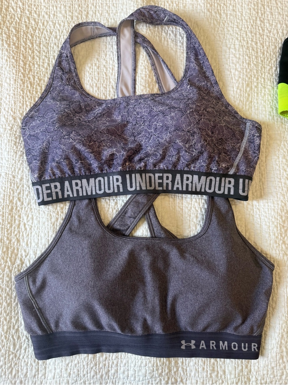 5 XL sports bras, Nike and Under Armour - Picture 2 of 9